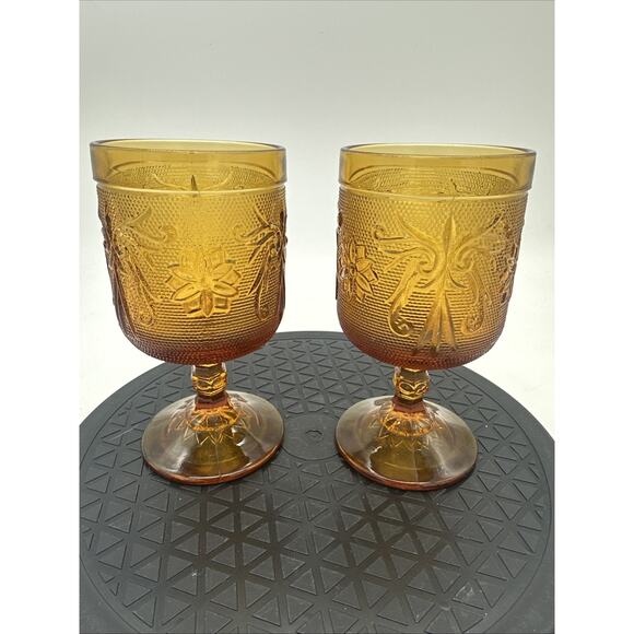 Vintage Tiara Amber Glass Lot of 2 Goblets EUC - Picture 4 of 4